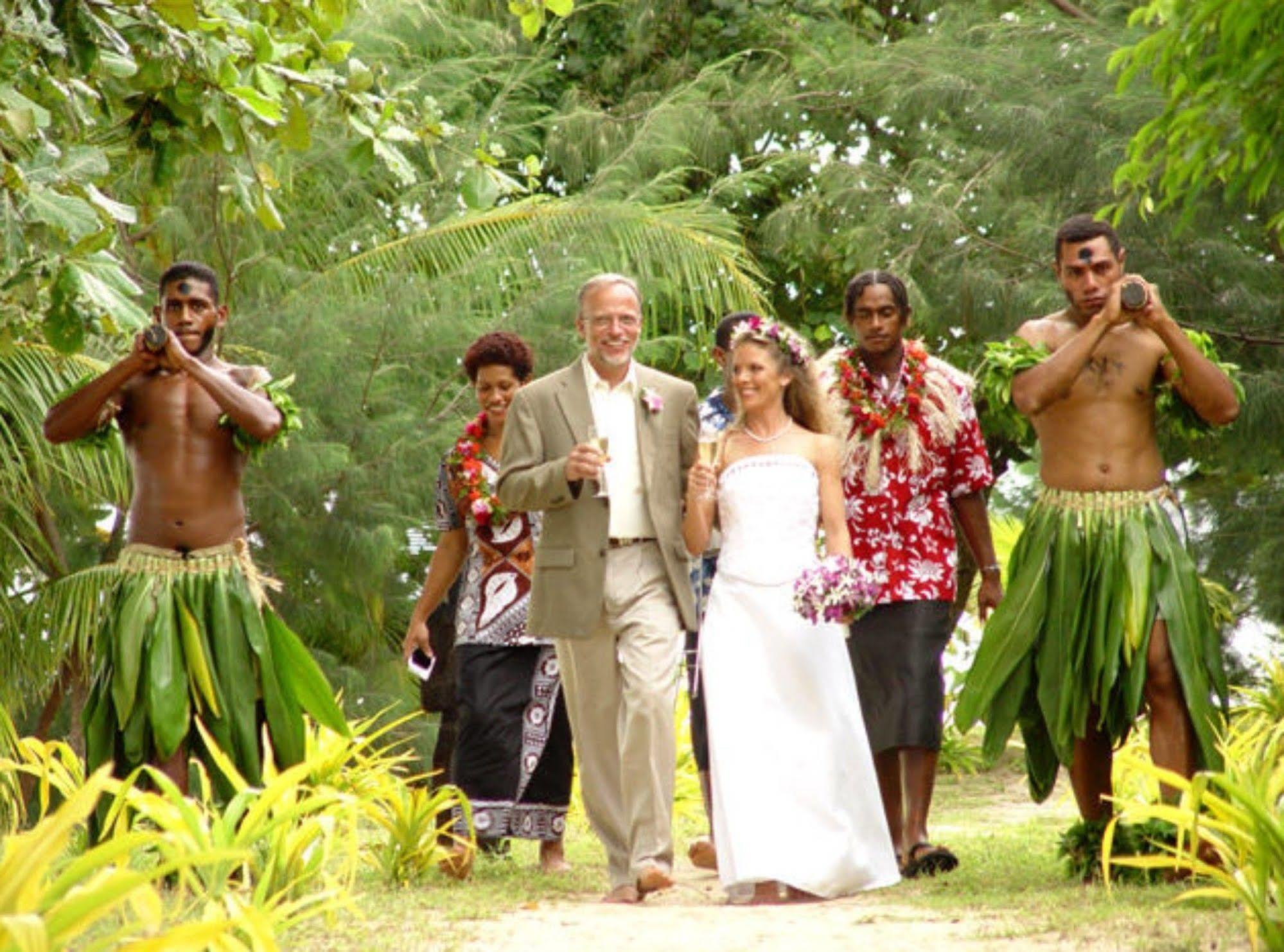 Tongan Beach Resort Utungake Exteriér fotografie